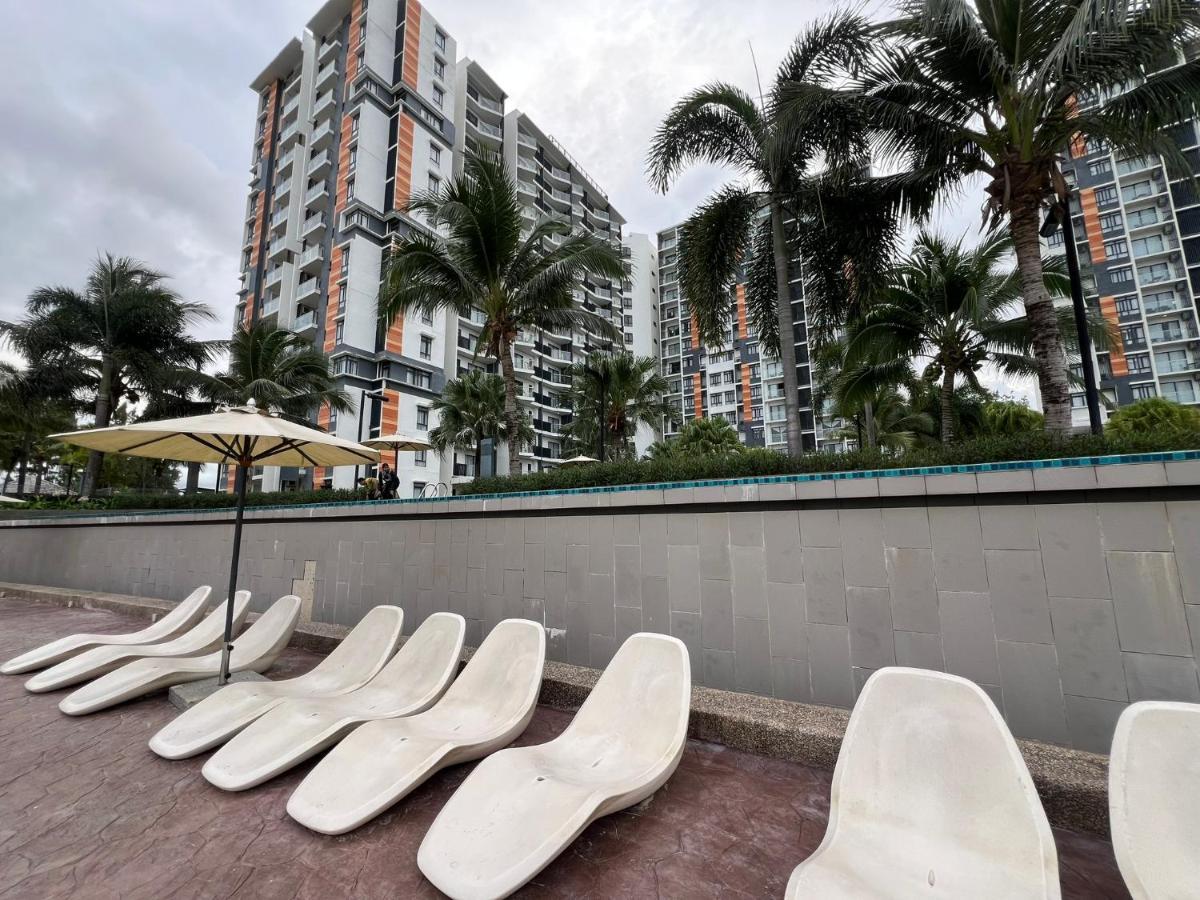 Vitaminsea2 Seaview 6pax Netflix A-9-16 Apartment *