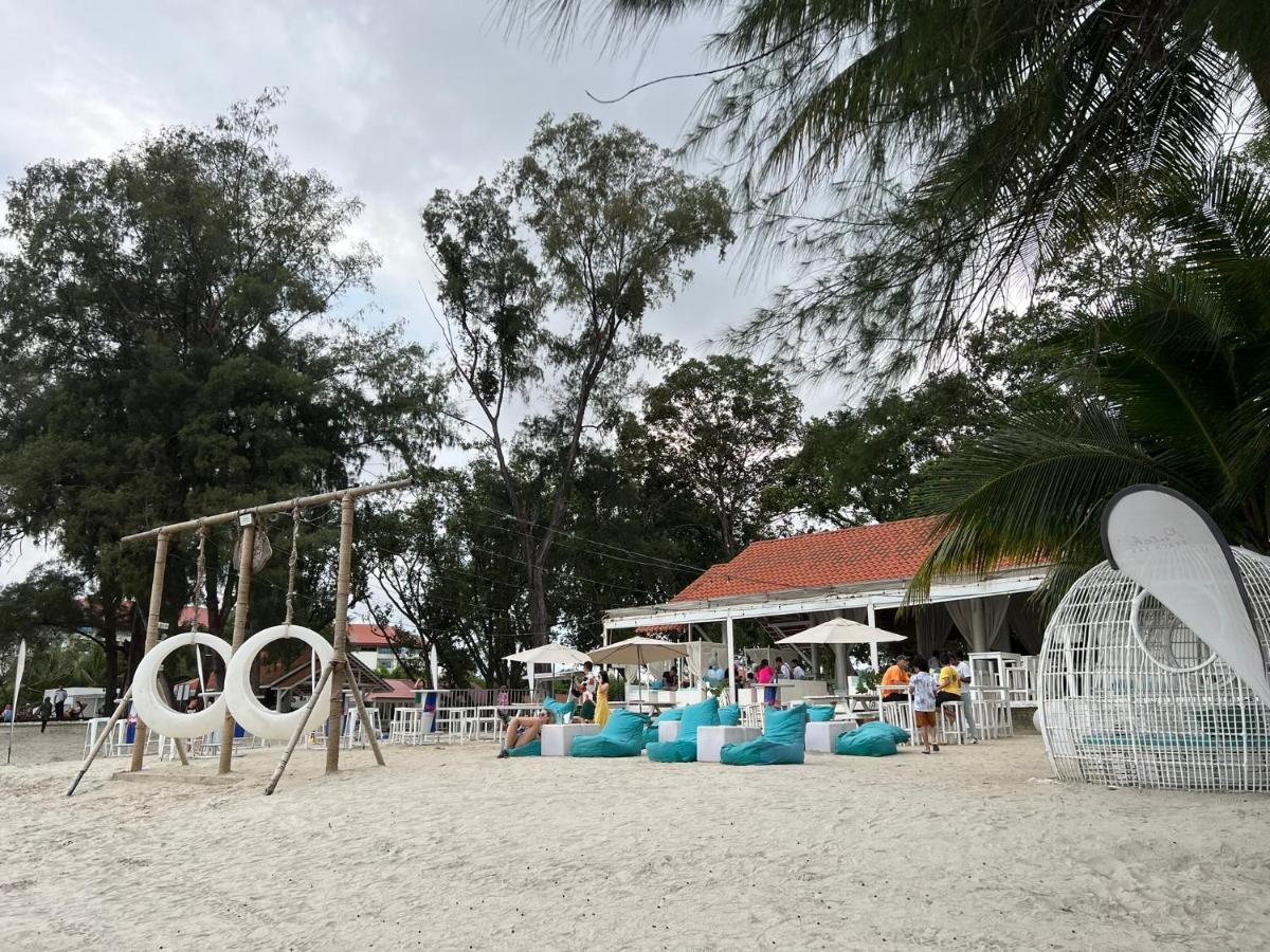 Vitaminsea2 Seaview 6pax Netflix A-9-16 * Kampung Saberang Balok